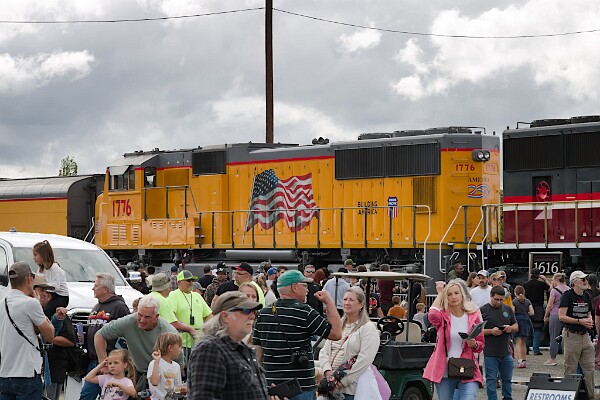 UP1776&nbsp;&lpar;SD70M&rpar;