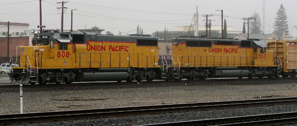 UP808 &lpar;GP38-2&rpar; - UP1552 &lpar;SD40-2&rpar;