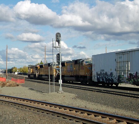 UP7651 &lpar;C45ACCTE&rpar;- UP4866 &lpar;SD70M&rpar; - UP4982 &lpar;SD70M&rpar;