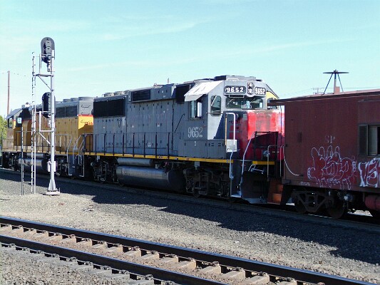 UP1346&nbsp;&lpar;GP40-2&rpar; - SSW9652&nbsp;&lpar;GP60&rpar;