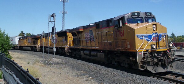 UP7761&nbsp;&lpar;C45ACCTE&rpar; - UP4932&nbsp;&lpar;SD70M&rpar; - UP7742&nbsp;&lpar;C45ACCTE&rpar;