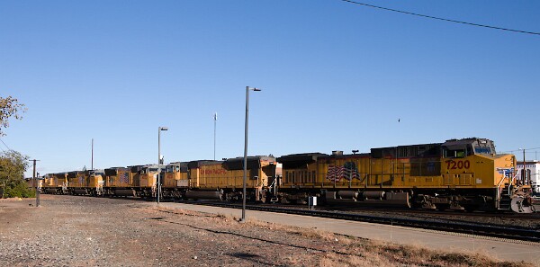 UP9925&nbsp;&lpar;SD59MX&rpar; - UP9918&nbsp;&lpar;SD59MX&rpar; - UP4875&nbsp;&lpar;SD70M&rpar; - UP4851&nbsp;&lpar;SD70M&rpar; - UP7200&nbsp;&lpar;C44ACM&rpar;