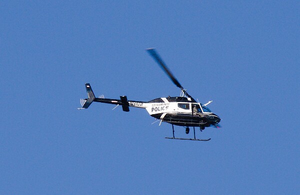 Hey, that's not a train! - Sacramento PD &lpar;Bell OH-58A Kiowa&rpar;