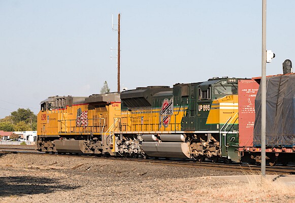 UP6298&nbsp;&lpar;C44ACM&rpar; - UP1995&nbsp;&lpar;SD70ACe&rpar;