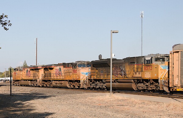 UP7896&nbsp;&lpar;C45ACCTE&rpar; - UP7900&nbsp;&lpar;C45ACCTE&rpar; - UP8573&nbsp;&lpar;SD70ACe&rpar;