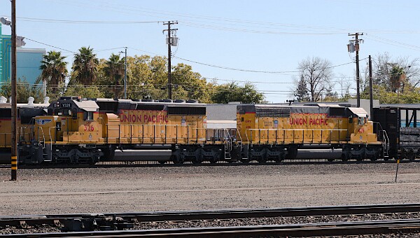 UPY326&nbsp;&lpar;SD40N&rpar; - UPY426&nbsp;&lpar;PS6B&rpar;