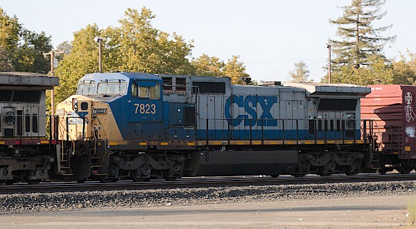 CSXT7823&nbsp;&lpar;CW40-8&rpar;