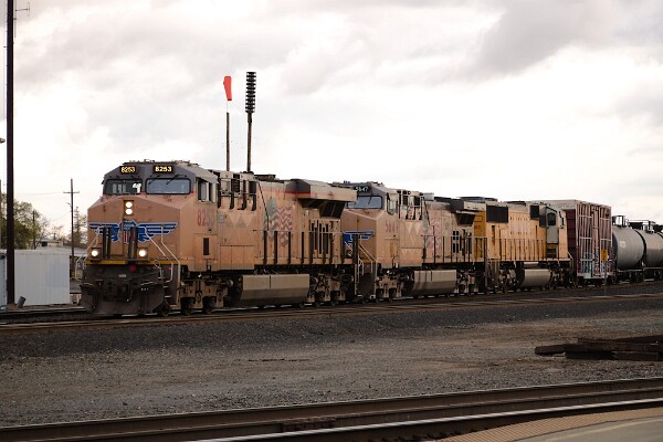 UP8253&nbsp;&lpar;C45AH&rpar; - UP5647&nbsp;&lpar;C44ACCTE&rpar; - UP4071&nbsp;&lpar;SD70M&rpar;