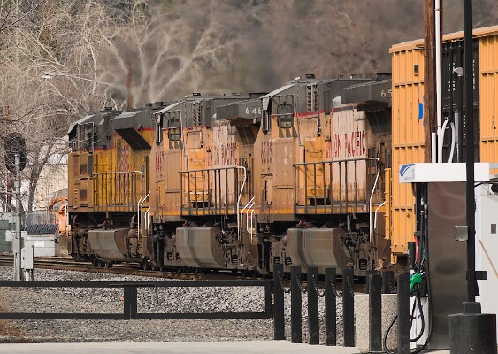 UP8953&nbsp;&lpar;SD70AH&rpar; - UP6467&nbsp;&lpar;C44AC&rpar; - UP6505&nbsp;&lpar;C44AC&rpar;