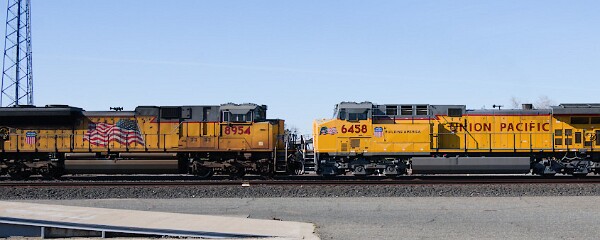 UP6458&nbsp;&lpar;C44ACM&rpar; - UP8954&nbsp;&lpar;SD70AH&rpar;