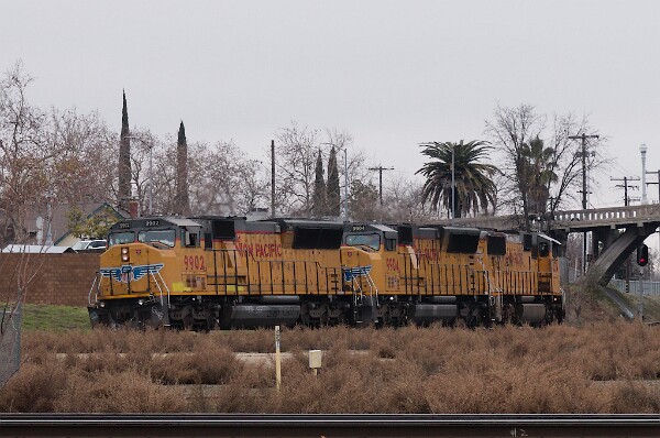 UP4574&nbsp;&lpar;SD70M&rpar; - UP9904&nbsp;&lpar;SD59MX&rpar; - UP9902&nbsp;&lpar;SD59MX&rpar;