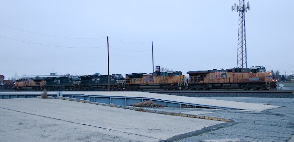 UP5527&nbsp;&lpar;C45ACCTE&rpar; - UP8821&nbsp;&lpar;SD70ACe&rpar; - NS3653&nbsp;&lpar;ET44AC&rpar; - NS7656&nbsp;&lpar;ES-44DC&rpar; - UP5695&nbsp;&lpar;C45ACCTE&rpar;
