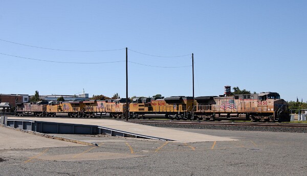UP5650&nbsp;&lpar;C44ACCTE&rpar; - UP8357&nbsp;&lpar;SD70ACE&rpar; - UP8022&nbsp;&lpar;C45ACCTE&rpar; - UP7752&nbsp;&lpar;C45ACCTE&rpar; - UP5798&nbsp;&lpar;C44ACCTE&rpar;