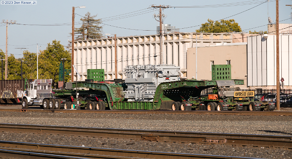 Hey, that's not a train! Part Three - An Omega Morgan Dual&nbsp;Lane&nbsp;Trailer.