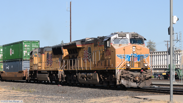 UP2704&nbsp;&lpar;C45AH&rpar; - UP4989&nbsp;&lpar;SD70M&rpar;