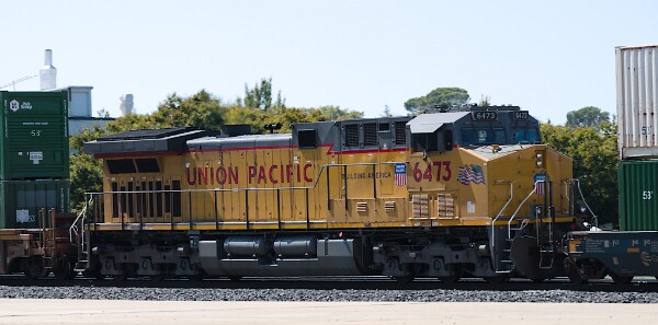 UP6473&nbsp;&lpar;C44ACM&rpar;