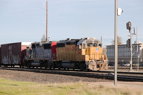 UP1347&nbsp;&lpar;GP40-2&rpar; - UP1005&nbsp;&lpar;GP60&rpar;