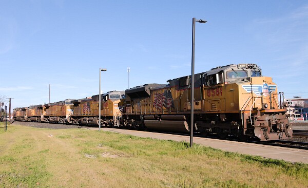 UP8581&nbsp;&lpar;SD70ACe&rpar; - UP6605&nbsp;&lpar;C44ACCTE&rpar; - UP7264&nbsp;&lpar;C44ACM&rpar; - UP5381&nbsp;&lpar;C45ACCTE&rpar; - UP7413&nbsp;&lpar;C45ACCTE&rpar;