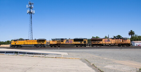 UP5939&nbsp;&lpar;C44ACM&rpar; - UP8564&nbsp;&lpar;SD70ACe&rpar; - UP2531&nbsp;&lpar;C45AH&rpar;