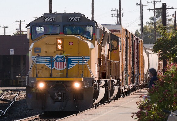 UP9927&nbsp;&lpar;SD59MX&rpar; - UP9920&nbsp;&lpar;SD59MX&rpar;