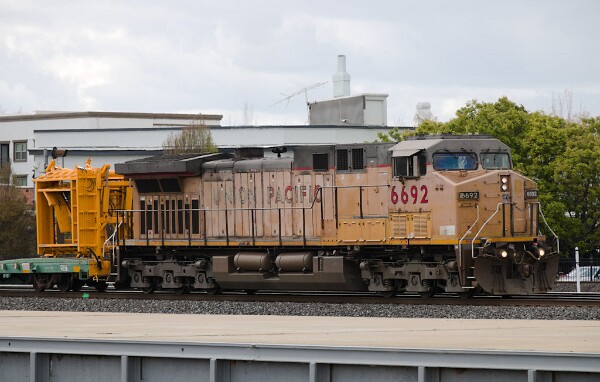 UP6692&nbsp;&lpar;C44ACCTE&rpar;
