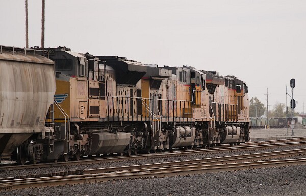 UP2575&nbsp;&lpar;C45AH&rpar; - UP7205&nbsp;&lpar;C4400AC&rpar;&ast; - UP9050&nbsp;&lpar;SD70AH&rpar;