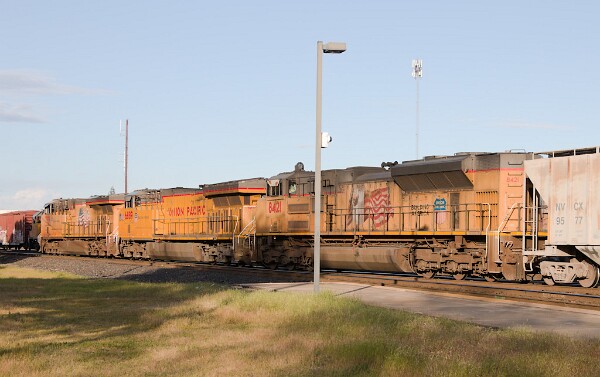 UP7999&nbsp;&lpar;C45ACCTE&rpar; - UP6889&nbsp;&lpar;C44ACM&rpar; - UP8421&nbsp;&lpar;SD70ACe&rpar;