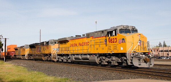 UP9823&nbsp;&lpar;C44ACM&rpar; - UP8761&nbsp;&lpar;SD70ACe&rpar; - UP5253&nbsp;&lpar;C45ACCTE&rpar;