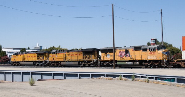 UP5997&nbsp;&lpar;C44ACM&rpar; - UP5757&nbsp;&lpar;C44ACM&rpar; - UP4922&nbsp;&lpar;SD70M&rpar;