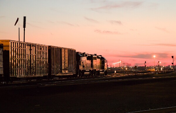 UP1347&nbsp;&lpar;GP40-2&rpar; - UP1005&nbsp;&lpar;GP60&rpar;