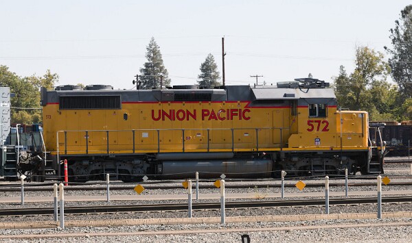 UP572&nbsp;&lpar;GP38N&rpar;